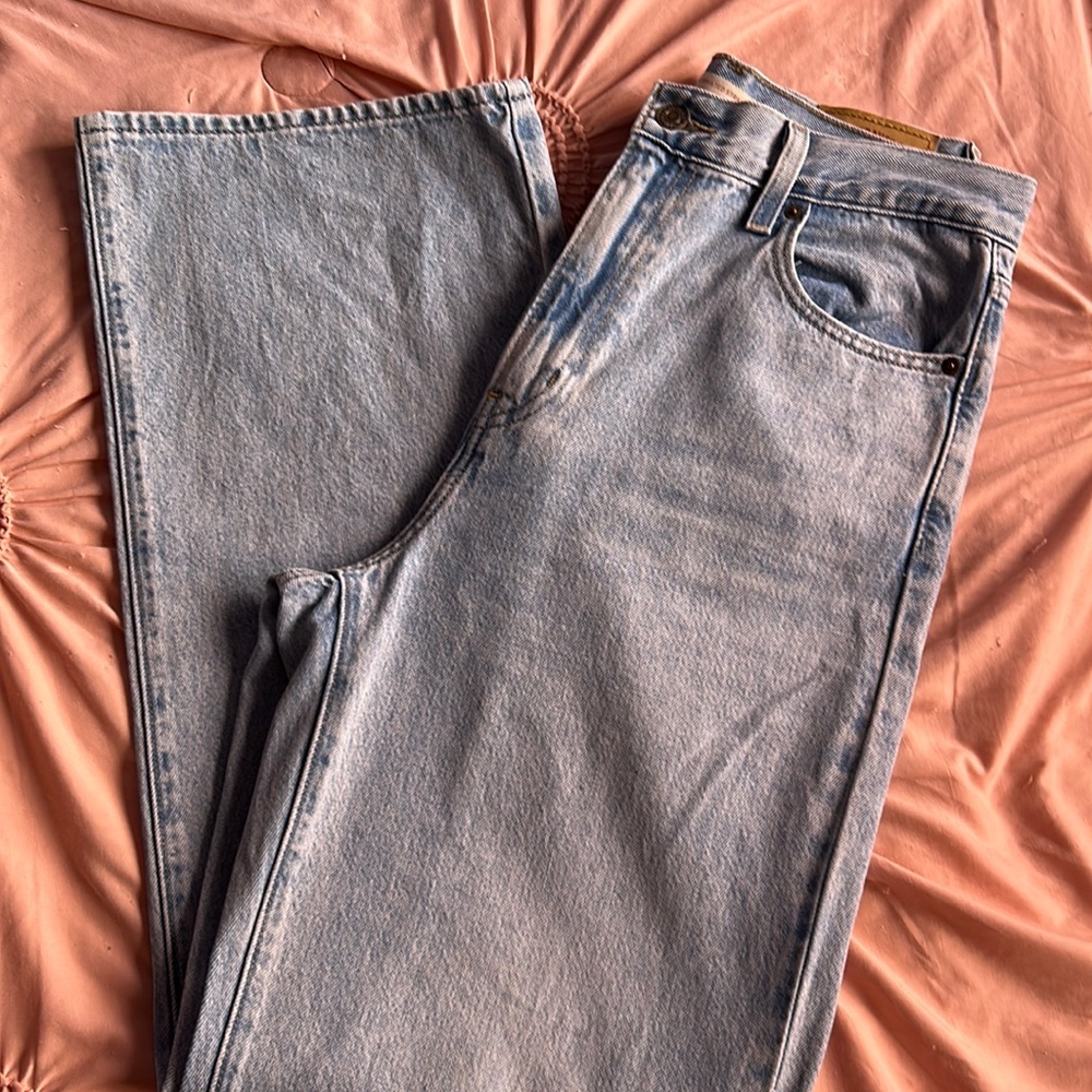 Levi’s High Waisted Straight Jeans